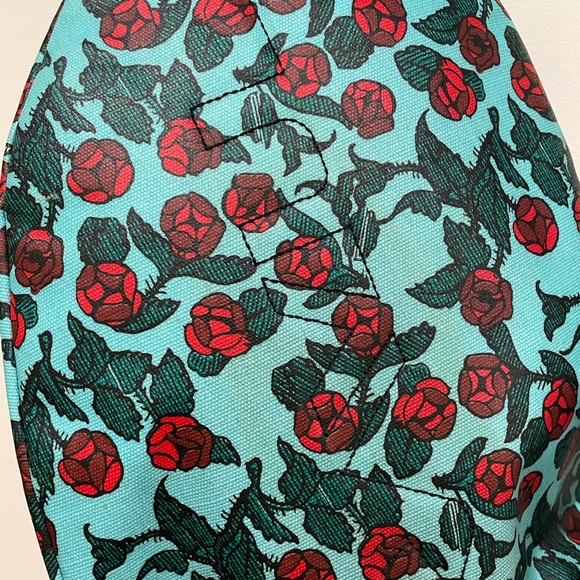 KAVU Women's Teal and Red Rose Backpack - Picture 4 of 5